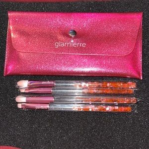 Makeup brush set